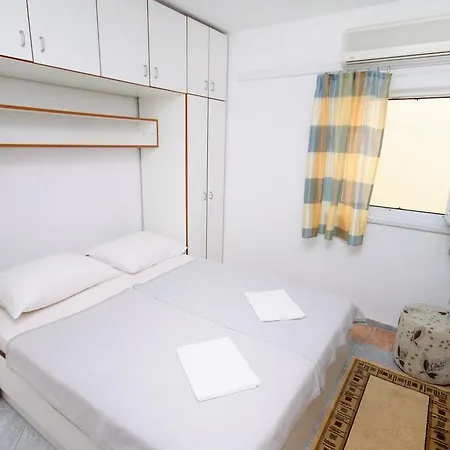 Holiday Okrug Donji 5244