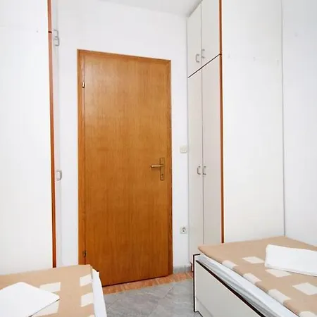 Holiday Okrug Donji 5244 بيت للعطل