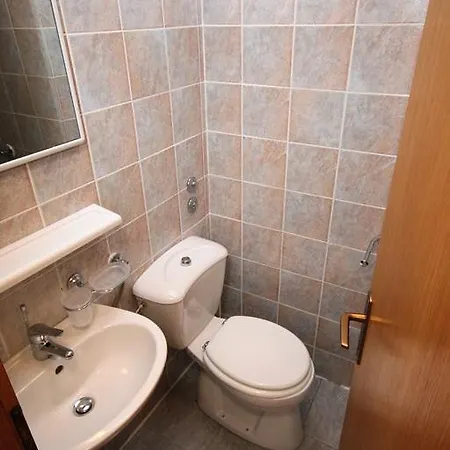 Holiday Okrug Donji 5244 بيت للعطل